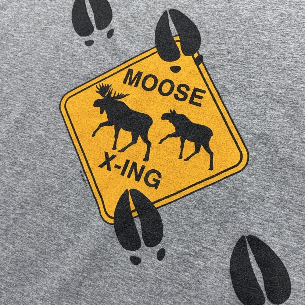 Vintage Moose Crossing Shirt Large Gray Canada Winnipeg Graphic Animal Tee 90s - Picture 9 of 13